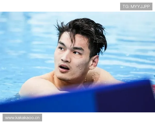 徐嘉余训练完直接去奢侈品店刷空卡？