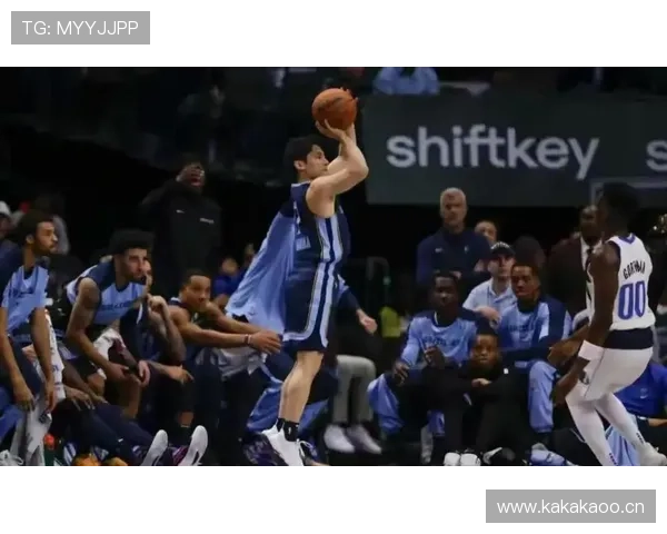 揭秘篮球三秒规则的国际差异：FIBA与NBA的规则细节解析