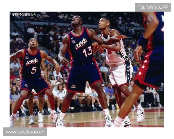 球队犯规累计规则解析：NBA与FIBA有何不同？